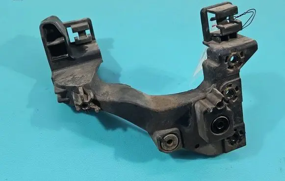 KIA Ceed Headlight/headlamp mounting bracket ET015E IMPRK1433146