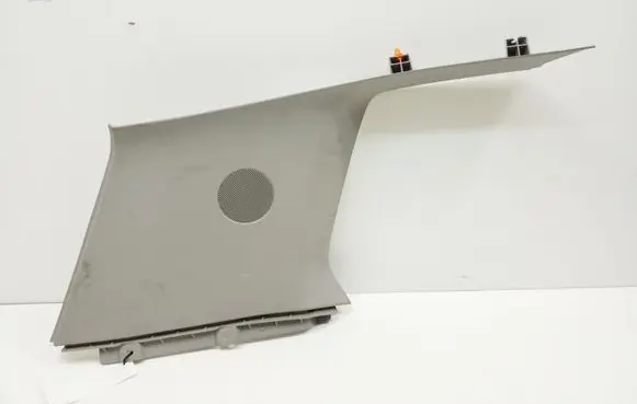 (D)pillar trim (top)