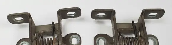 Land Rover Discovery 4 - LR4 Tailgate hinge BHB780012