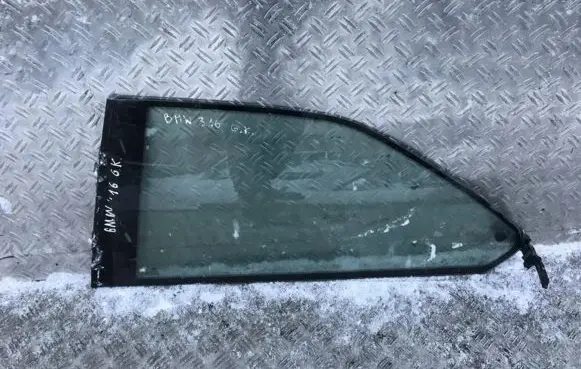 BMW 3 E36 Rear side window