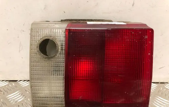 Audi 80 90 B3 Tailgate rear/tail lights 29620203 893945094A 920S13