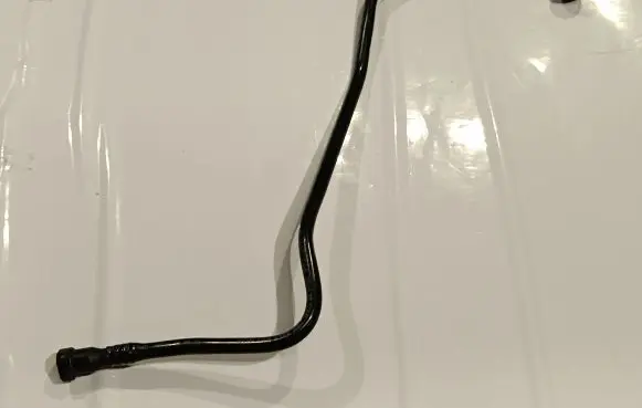 Land Rover Defender Fuel line pipe M8B29P923BB