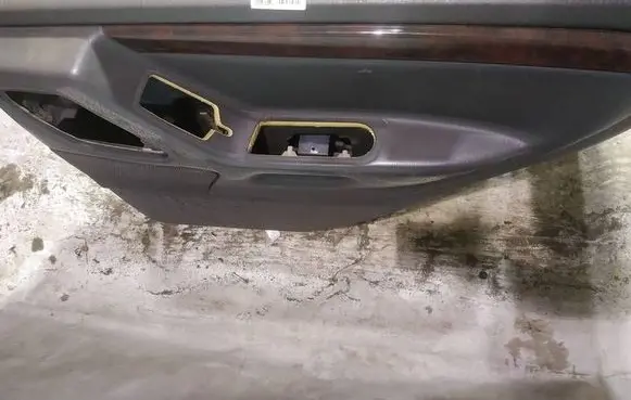 Jeep Grand Cherokee (WJ) Rear door card panel trim