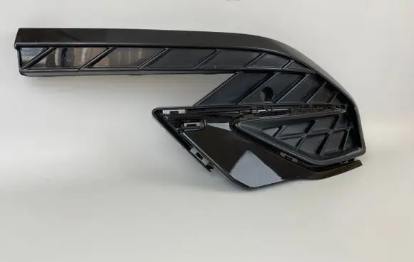 Cupra Formentor Front bumper lower grill 5FF853665D 5FF853665 21502102