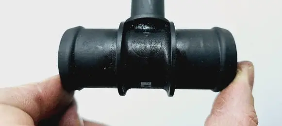 Volkswagen Multivan T5 Engine coolant pipe/hose N906929