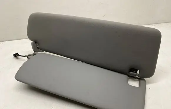 Volkswagen Touareg I Sun visor 
