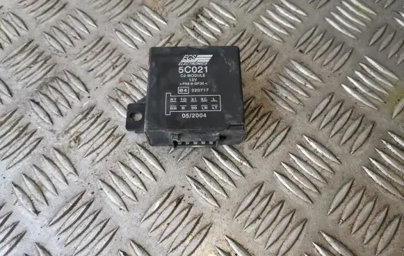 Chrysler Voyager Tow bar trailer control unit/module 5C021 020717