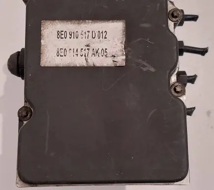 Audi A4 S4 B7 8E 8H ABS Pump 8E0910517D 8E0614517AK