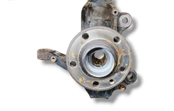 Front wheel hub spindle knuckle