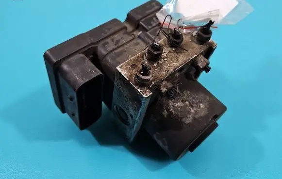 Peugeot 206 ABS Pump 9641871180 IMPRK1456952