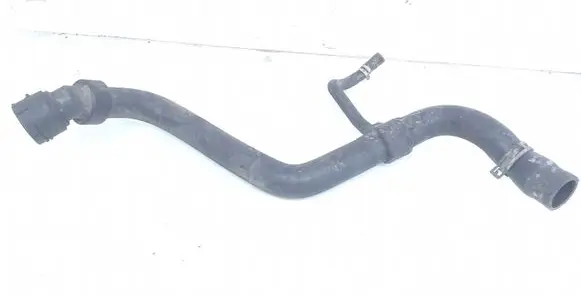 Volkswagen PASSAT B5 Engine coolant pipe/hose 4B0121101E