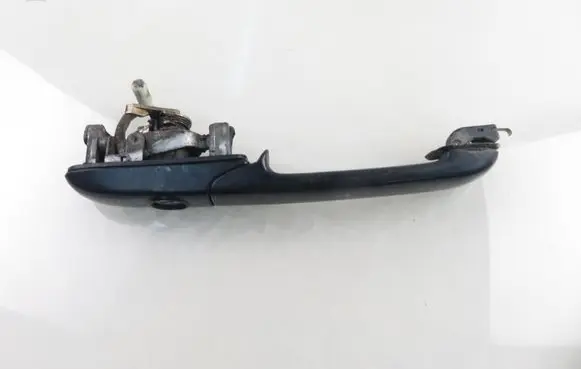 Volkswagen PASSAT B4 Front door exterior handle 