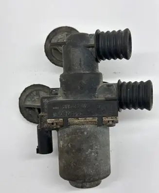 BMW 3 E90 E91 Coolant heater control valve 64118369805 1147412144