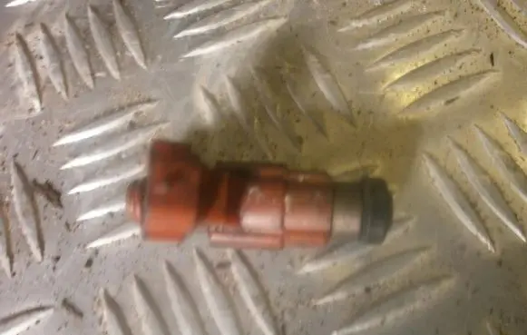 Mitsubishi Space Star Fuel injector 731015f