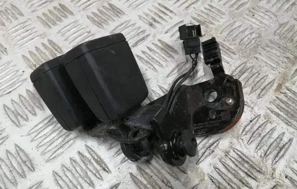 Audi A6 S6 C8 4K Front seatbelt buckle 4K8857739AD 2012908