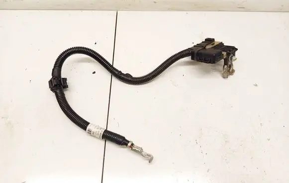Nissan e-NV200 Positive cable (battery) 
