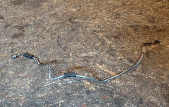 BMW 5 E60 E61 Active stabilizer tube/hose 6767436 23498211