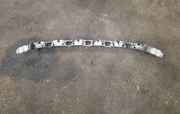 Audi A2 Rear bumper mounting bracket 8Z0807855A