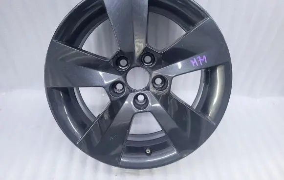 Skoda Fabia Mk3 (NJ) R15 alloy rim 