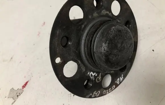 Mercedes-Benz C AMG W204 Front wheel ball bearing 