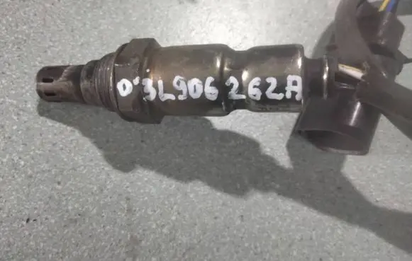 Skoda Octavia Mk2 (1Z) Lambda probe sensor 03L906262A