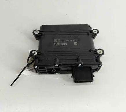 Lexus RX 450H Rear brake EMF control unit/module 8968048030