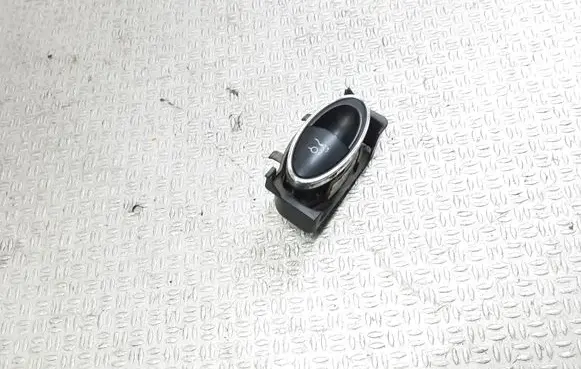 Mercedes-Benz E W211 Tailgate opening switch 