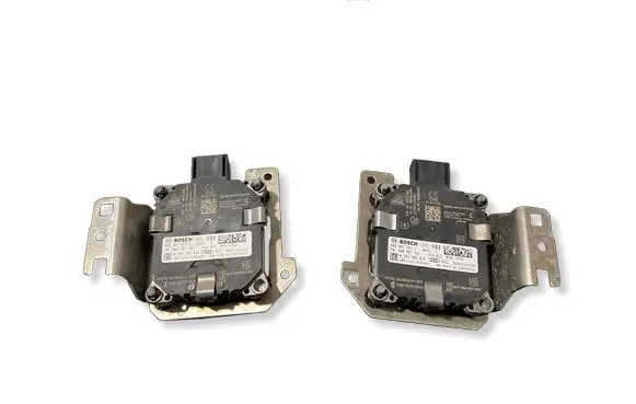 Audi A4 S4 B9 Distronic sensor radar 8W0907561J 8W0907541J