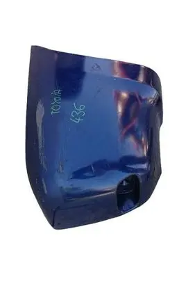 Rear bumper trim bar molding