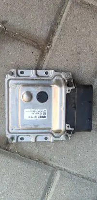 BMW X5 F15 Adblue control unit 7432799 0281032173