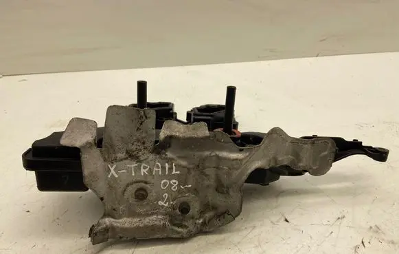 Nissan X-Trail T31 Rocker cam cover 8200673395