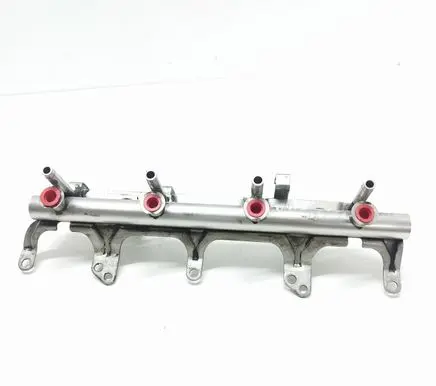 Audi A3 S3 8P Fuel main line pipe 06J133317 CT0080411