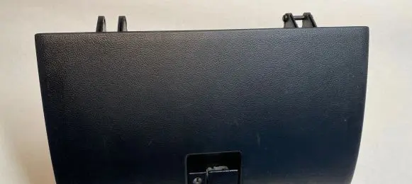 Lexus IS 200-300 Glove box 5555153010 5555153010A1 5555053010