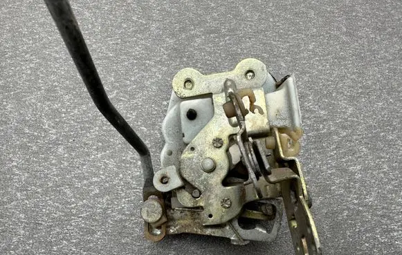 Honda Prelude Front door lock 75410-SB0-672