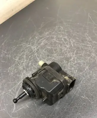 Renault Scenic II - Grand scenic II Headlight level adjustment motor 7700420737