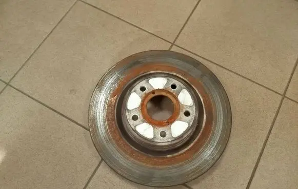 Subaru B9 Tribeca Front brake disc 