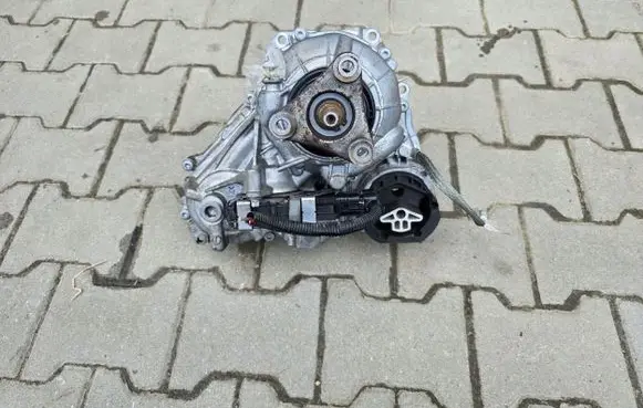 BMW X7 G07 Gearbox transfer box case ATC13