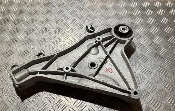 Mini One - Cooper F56 F55 Engine mount vacuum valve 8486852