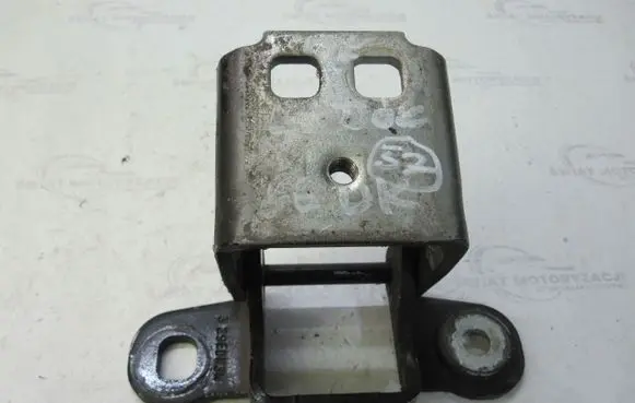 Jeep Cherokee Rear door lower hinge 55177030AD