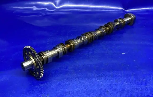 Audi A5 Camshaft 06H109571M 06H109348E