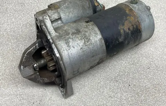 Opel Insignia A Starter motor 55353857