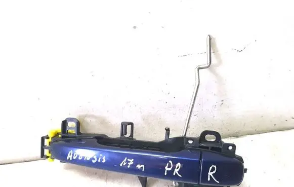 Toyota Avensis T270 Front door exterior handle