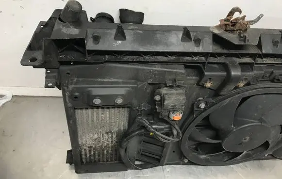 Peugeot Partner Radiator set 