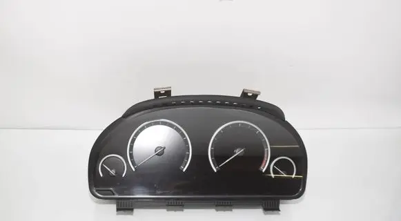 BMW 5 F10 F11 Speedometer (instrument cluster) 6844031 8795226 62108795226