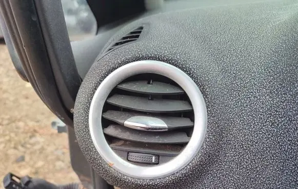 Dashboard side air vent grill/cover trim