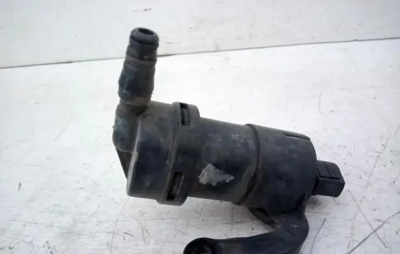 Saab 9-5 Headlight washer spray nozzle 5281571