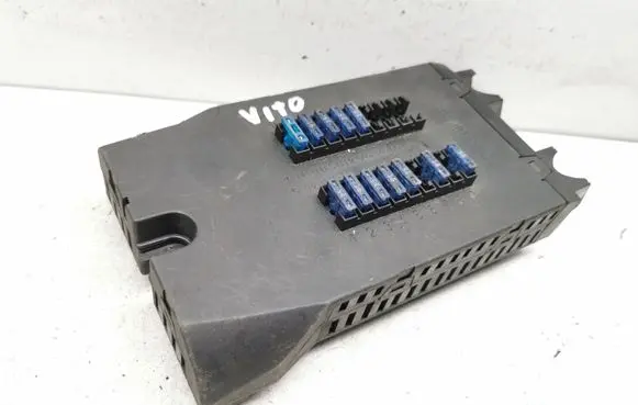 Mercedes-Benz Vito Viano W639 Fuse module 0005400650 08501002