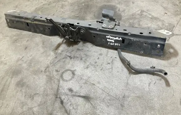 Opel Insignia A Radiator support slam panel