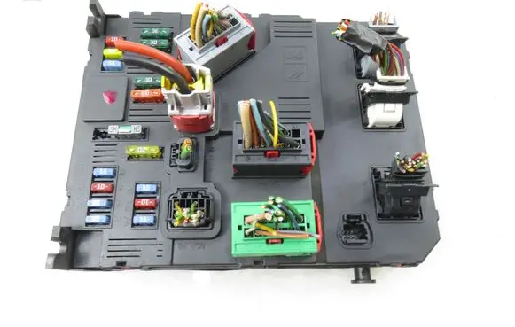 Citroen Xsara Picasso Central body control module 9653667580 S118085320E