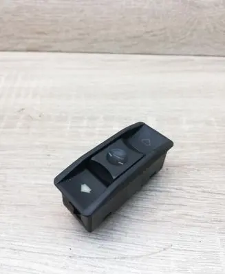 BMW 5 E34 Sunroof switch 1378862